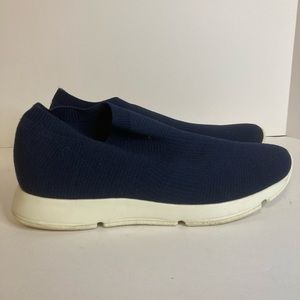 VINCE women’s size 40 Theroux knit slip on sneakers